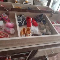 تخت و کمد و ویترین و گهواره|اسباب و اثاث بچه|خمینی‌شهر, |دیوار