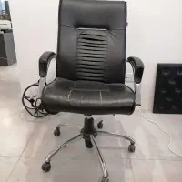 لوازم و اثاثیه اداری