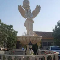 آبنما های طبقاتی بتنی و مجسمه ای