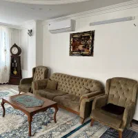 مبل راحتی در حد نو