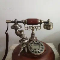 تلفن انتیک وبسیار زیبا وسنگین