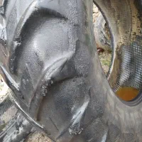 لاستیک تراکتور نیوهلند