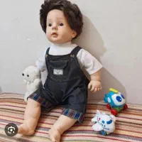 نیازمند دست عروسک