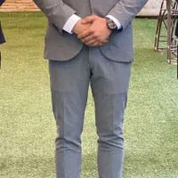 کت شلوار نو بسیار زیبا و تعدادی مانتو زنانه