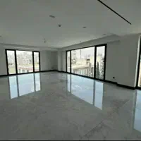 ۱۸۳ متر، رو به آفتاب، تکواحدی، ۲ پارکینگ، امانیه