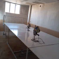میز و قیچی