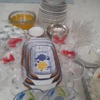 ظروف چینی و پیرکس تعدادی روحی
