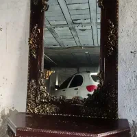 فروش آیینه بزرگ همراه با میز زیر آیینه