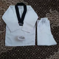 لباس تکواندو مناسب ۶ یا ۷ سال