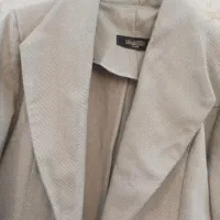 پالتو زنانه|لباس|شیراز, آبیاری|دیوار