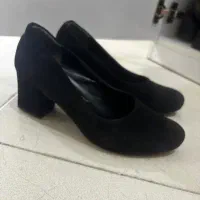 کفش ها نو یا در حد نو|کیف، کفش، کمربند|پرند, فاز ۰|دیوار