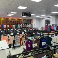فروشنده پوشاک خانواده (پردیسان)