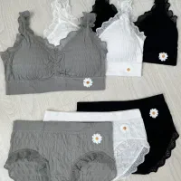 لباس زیر|لباس|رباط‌کریم, رباط‌کریم|دیوار