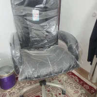 فروش یک عدد صندلی چرخان مدیریتی