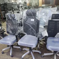 صندلی گیم و طوری در فروشگاه شاهرخ