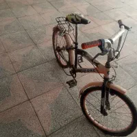 دوچرخه سالم فقط احتیاج به لاستیک داره|دوچرخه، اسکیت، اسکوتر|کرج, مهرویلا جنوبی|دیوار