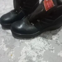 کفش های کار نو استفاده نشده