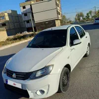 ساینا پلاس|خودرو سواری و وانت|لنجان, |دیوار