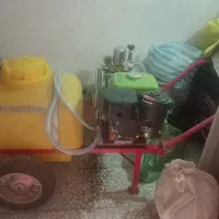 یک دستگاه تیلر ۱۰اسب وسمپاش فرغونی