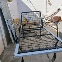 فروش  1تخت فلزی جک دار  و  1  تخت فلزی بیمارستان