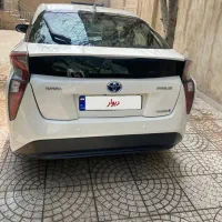تویوتا پریوس cبسیار سالم