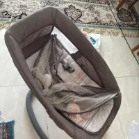 گهواره برقی ماستلا|تخت و صندلی بچه|تهران, ازگل|دیوار