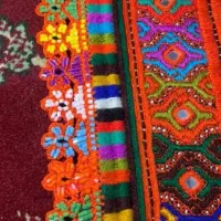 دوچگر کوریشی|لباس|خاش, |دیوار