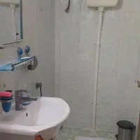 طبقه-دوم-پله-شمالی-خیابان-معرفت-فقط-زوج