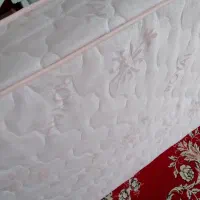 تشک طبی و عروسک دست ساز