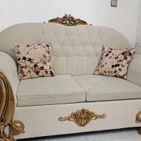 مبلمان ۱۰ نفره همراه ۳ عدد میز جلومبلی