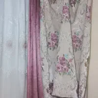 یک عدد دکور پرده باپرده مخمل زیرش.گلدوزی شده