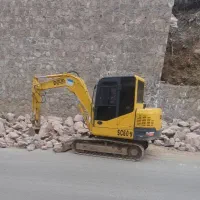 نیازمند راننده بیل