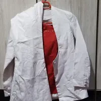 تعدادی کت و دامن