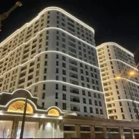 واحد بی‌نظیر دو خواب کلید نخورده در رونیکا پالاس