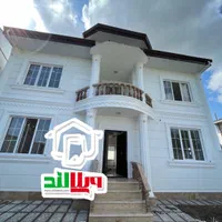 ویلا 200 متر/مرکز شهر/ مالک فروشنده و ی ل ا ل ن د
