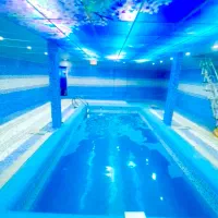 عمارت لوکس تریبلکس دواستخر آبگرم ۲خواب نوساز ۱۴۰۴