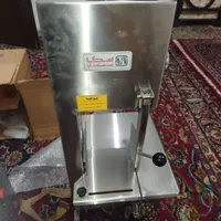 چرخ گوشت و استخوان بر و بیفتک|کافی‌شاپ و رستوران|تهران, آهنگ|دیوار