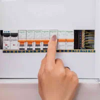 برقکار‌برقکاری+رفع اتصالی+رفع قطعی+سیم کشی سیم کش|خدمات پیشه و مهارت|زاهدان, |دیوار