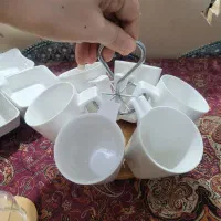 تعدادی لوازم آشپزخانه|ظروف سرو و پذیرایی|رشت, باهنر|دیوار