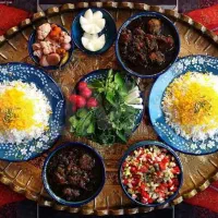 استخدام خانم ایرانی یا اتباع جهت امور منزل