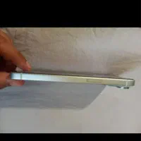 ایفون ۱۵ نرمال ۱۲۸ گیگ معاوضه میکنم|موبایل|شیراز, شهرک بزین|دیوار