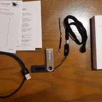 کیف پول سخت افزاری لجر نانو اس Ledger nano S|قطعات و لوازم جانبی رایانه|تهران, فرمانیه|دیوار