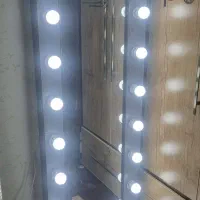 آیینه قدی نور