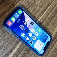 آیفون ۱۲ نورمال ۲۵۶ zaa