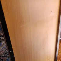 تخته  تمیز رو‌میز بود میز خراب شد تخته سالم‌نو