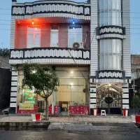 خانه-دو-طبقه-به-فروش-میرسد