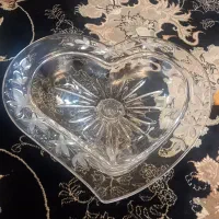 میوه خوری قلبی وشکلات خوری