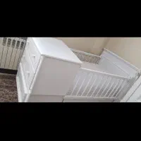 تخت و کمد کودک