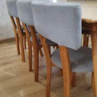 صندلی چوبی میز ناهارخوری
