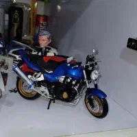 ماکت cb1300 سایز 1/12برنداتومکس رنگ خاص آبی کاربنی|کلکسیون و سرگرمی|تهران, شادمان|دیوار